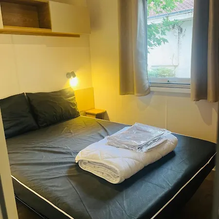 Parque de Campismo Mobil-home 4 Etoiles 201 *